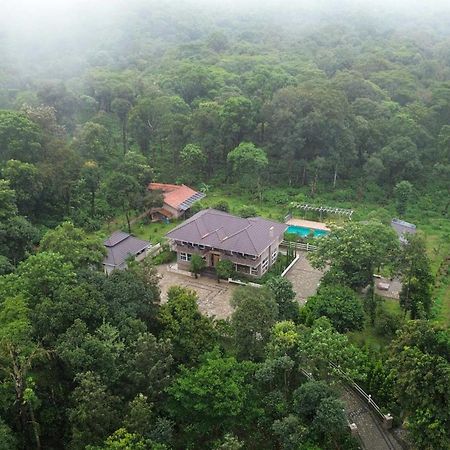 Coffee & Mist Luxury Villa- Comp Breakfast, Pool, Lounge, And Coffee Estate By Stayvista Madikeri Exteriér fotografie
