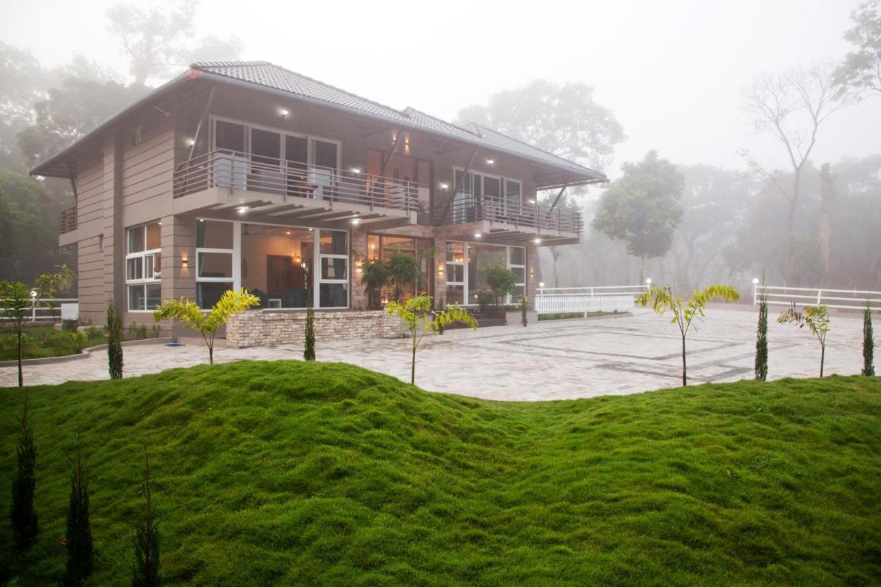 Coffee & Mist Luxury Villa- Comp Breakfast, Pool, Lounge, And Coffee Estate By Stayvista Madikeri Exteriér fotografie