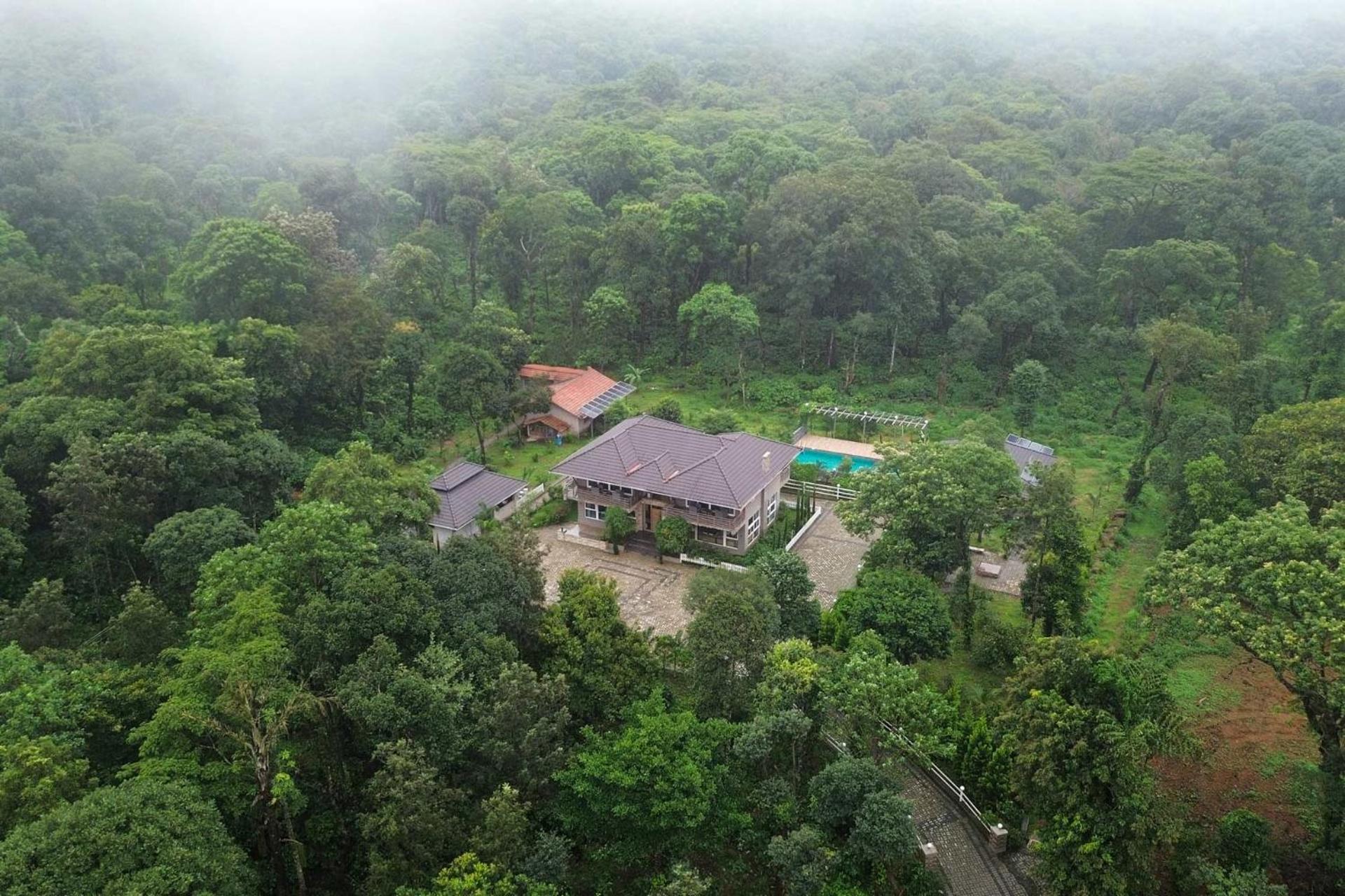 Coffee & Mist Luxury Villa- Comp Breakfast, Pool, Lounge, And Coffee Estate By Stayvista Madikeri Exteriér fotografie